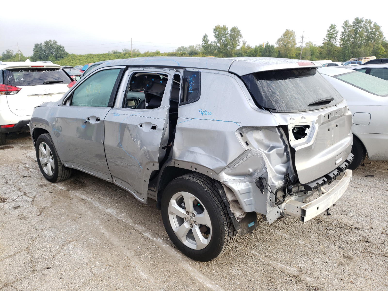 Photo 3 from auction – 2018 JEEP COMPASS LA with VIN 3C4NJCBB1JT300461