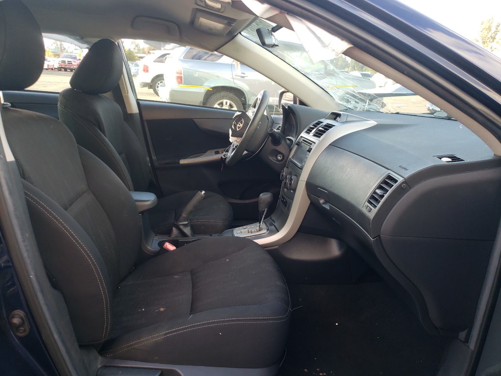 Photo 5 from auction – 2013 TOYOTA COROLLA BA with VIN 5YFBU4EE8DP105521