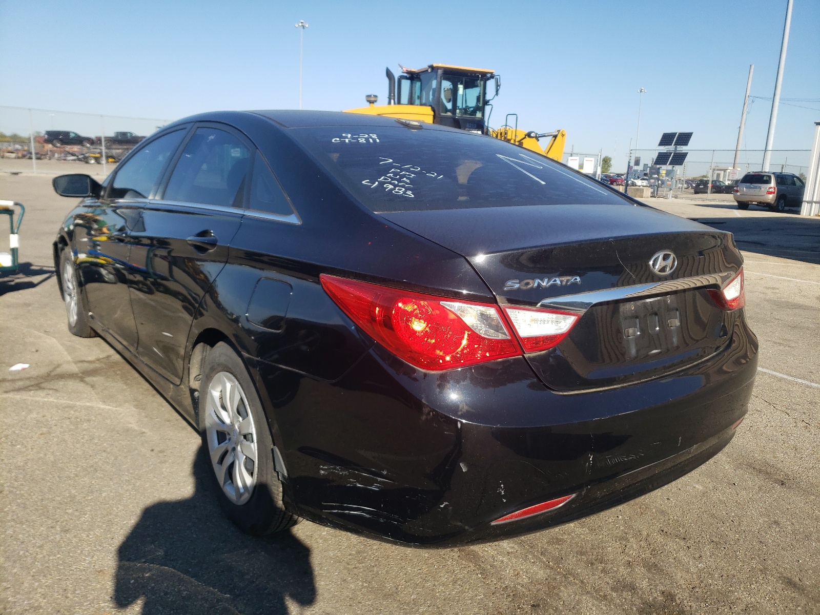 Photo 3 from auction – 2011 HYUNDAI SONATA GLS with VIN 5NPEB4AC5BH264983