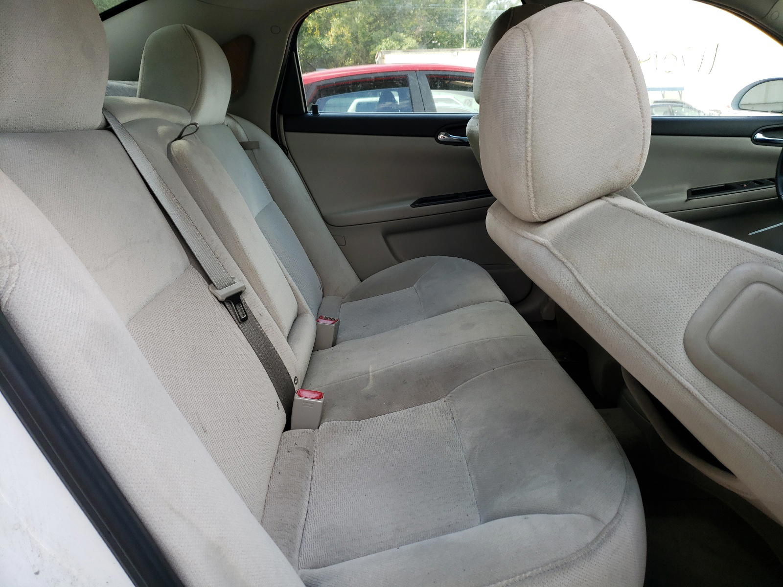 Photo 6 from auction – 2012 CHEVROLET IMPALA LT with VIN 2G1WG5E39C1167299