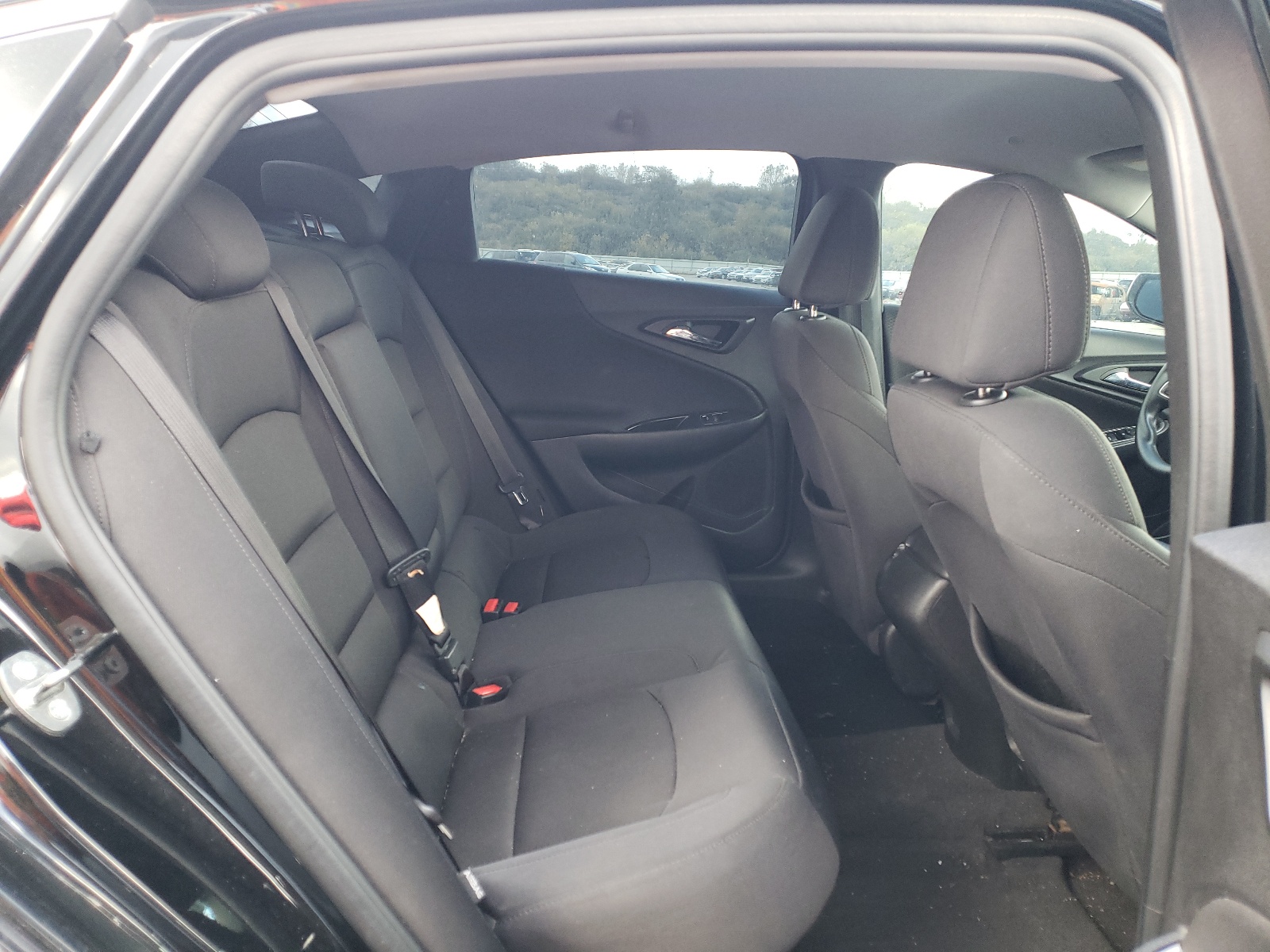 Photo 6 from auction – 2016 CHEVROLET MALIBU LS with VIN 1G1ZB5ST5GF279953