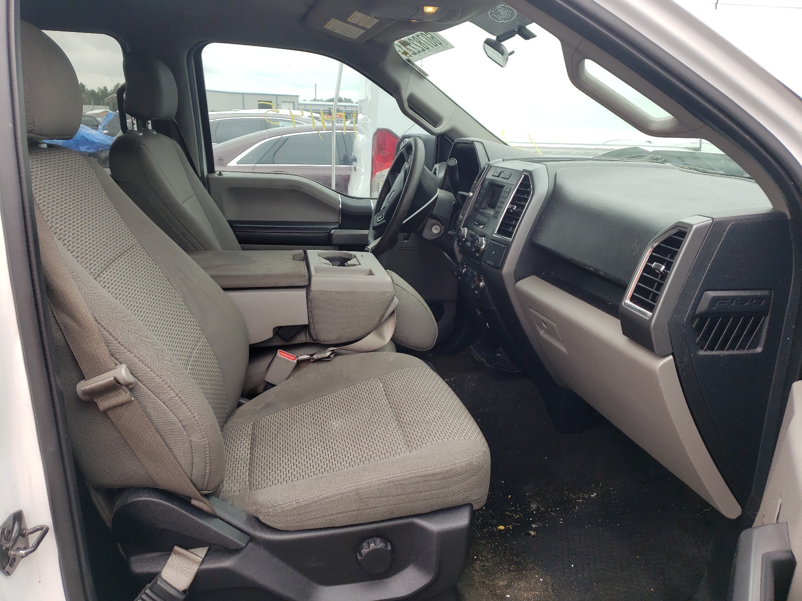Zdjęcie 5 z aukcji – 2015 FORD F150 SUPER z VIN 1FTEW1C82FFA30716