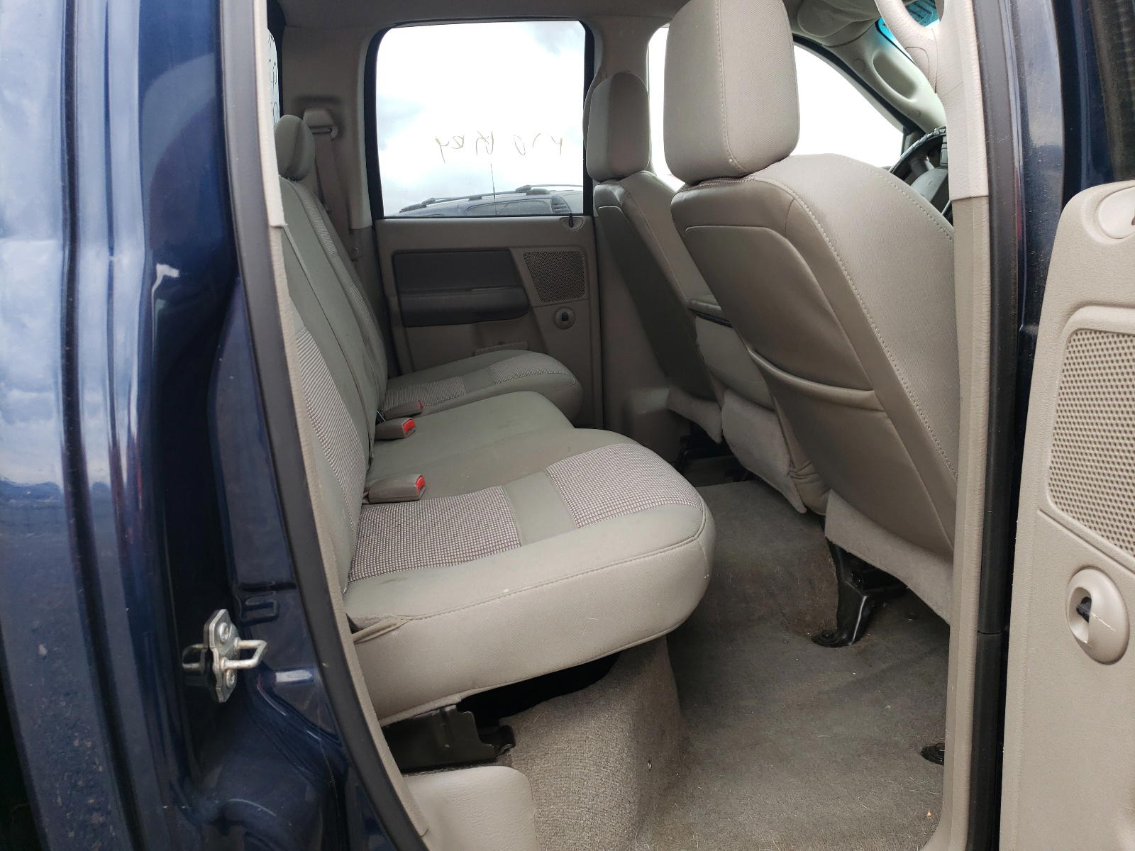 Photo 6 from auction – 2007 DODGE RAM 3500 S with VIN 3D7MX38C57G711038