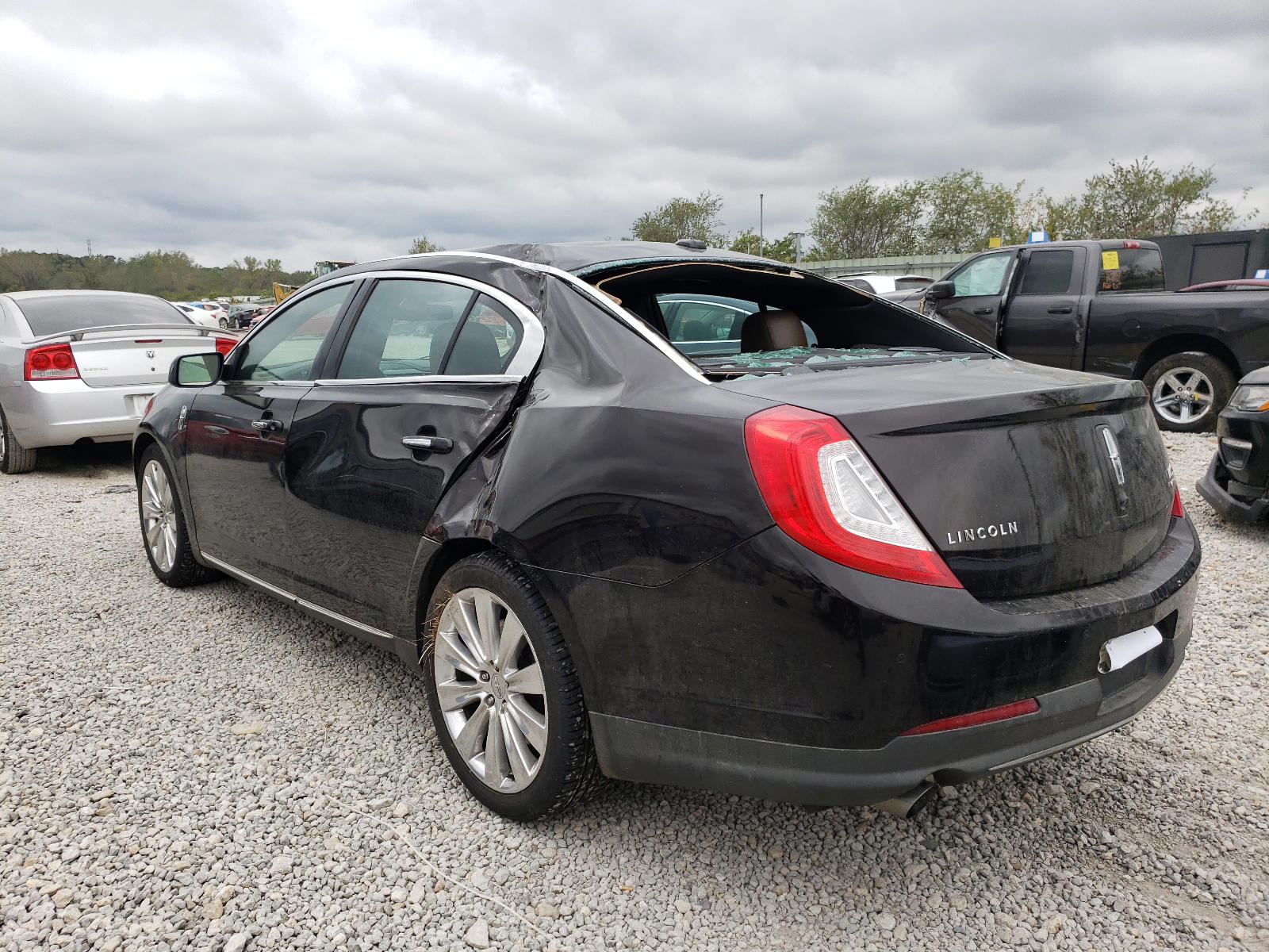 Photo 3 from auction – 2013 LINCOLN MKS with VIN 1LNHL9FT3DG603873