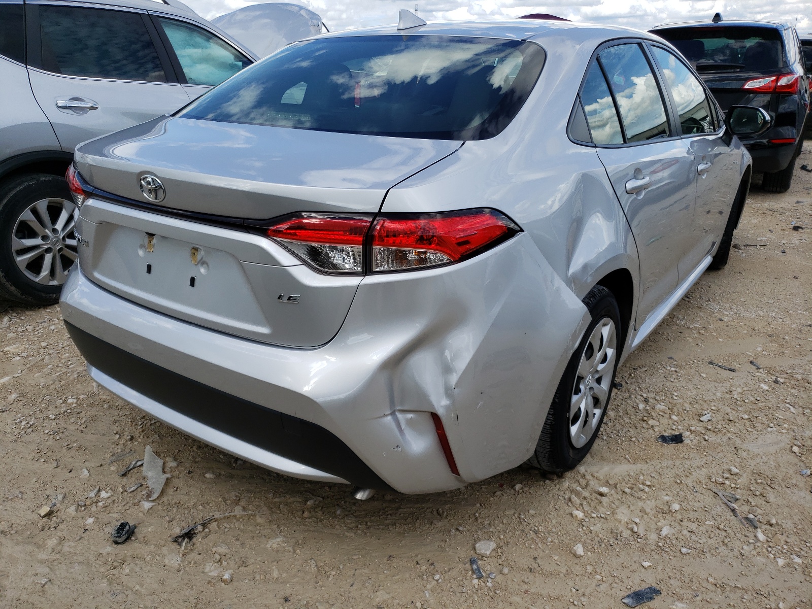 Photo 9 from auction – 2020 TOYOTA COROLLA LE with VIN JTDEPRAE4LJ036787