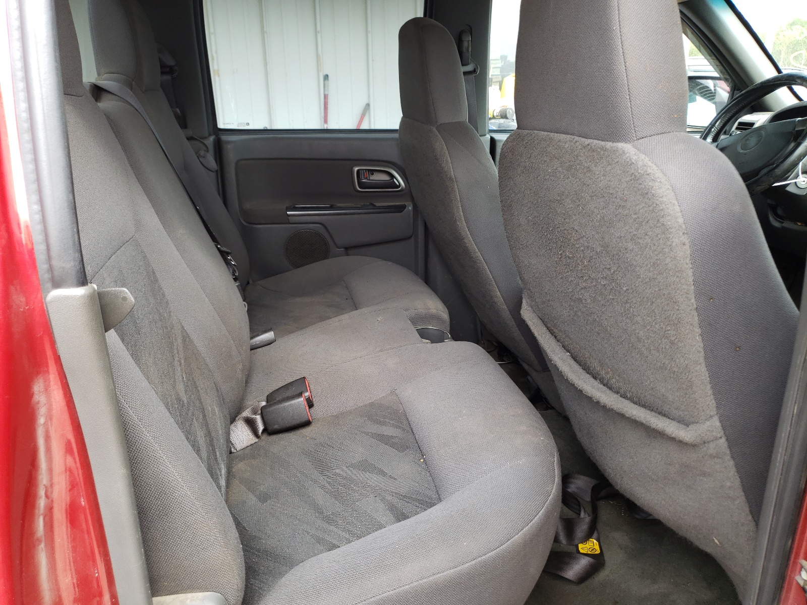Photo 6 from auction – 2005 CHEVROLET COLORADO with VIN 1GCDT136258111625