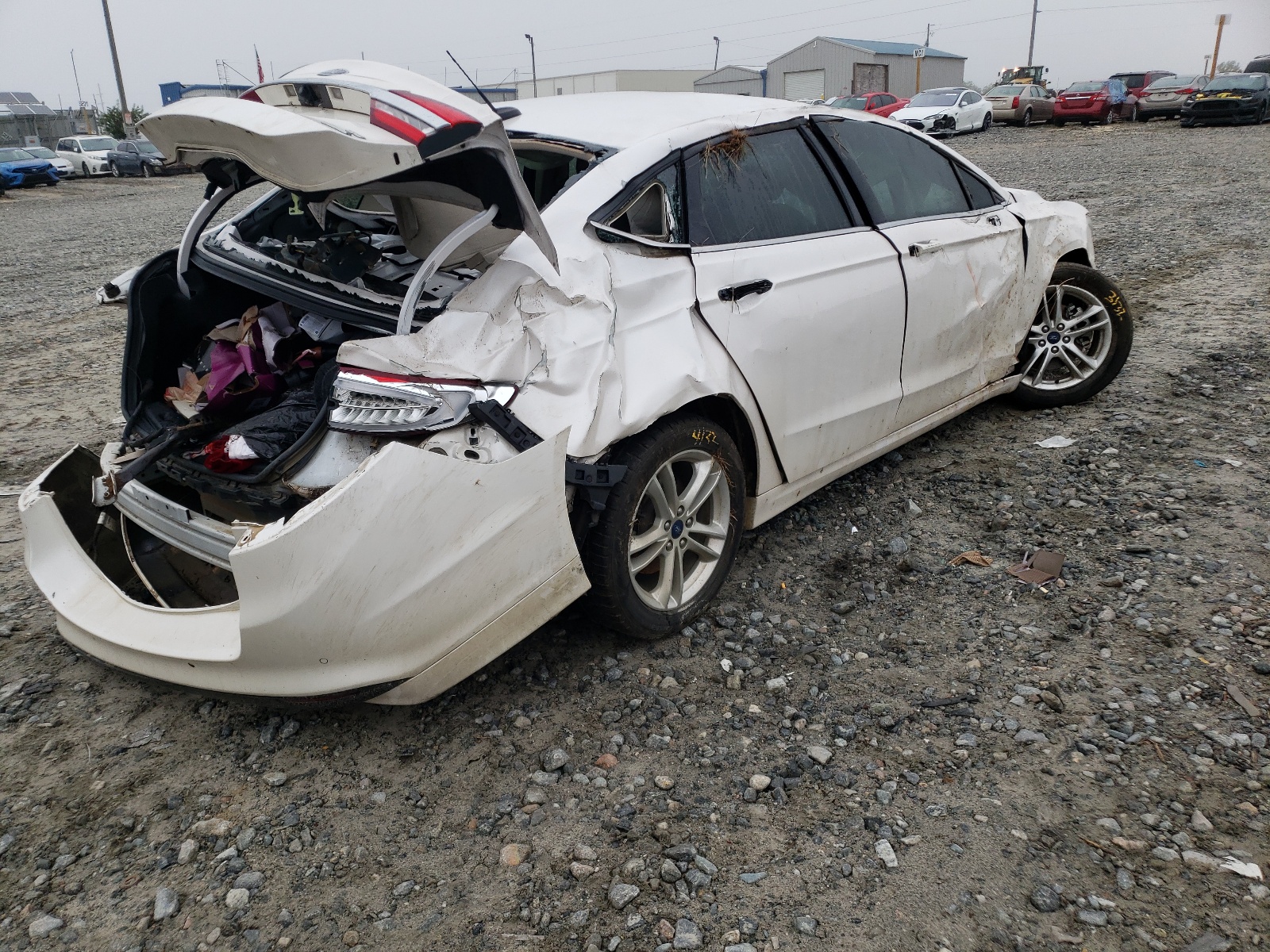 Photo 4 from auction – 2018 FORD FUSION SE with VIN 3FA6P0HD3JR157607