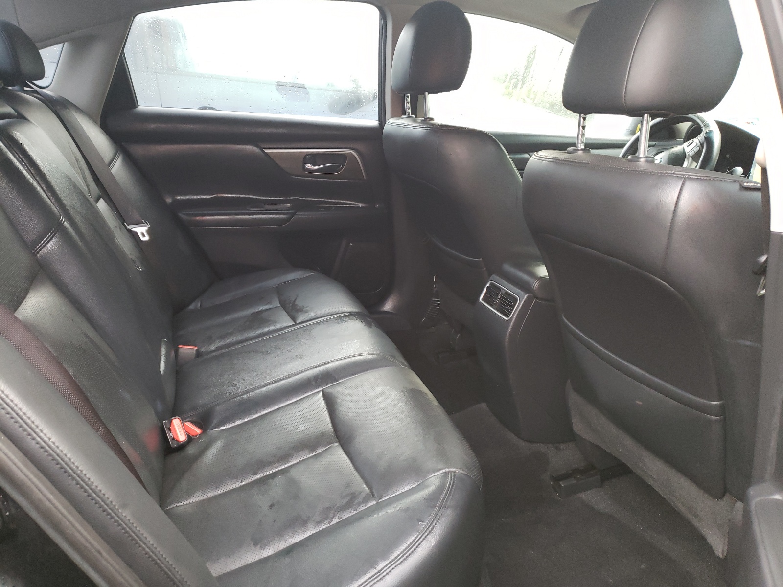 Photo 6 from auction – 2015 NISSAN ALTIMA 2.5 with VIN 1N4AL3AP7FN346007