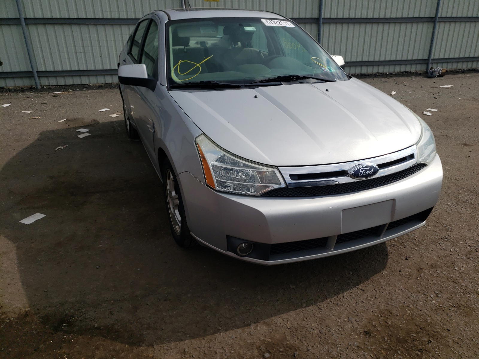 FORD FOCUS SE 2008 with VIN 1FAHP35N98W164592 - Photo from auction
