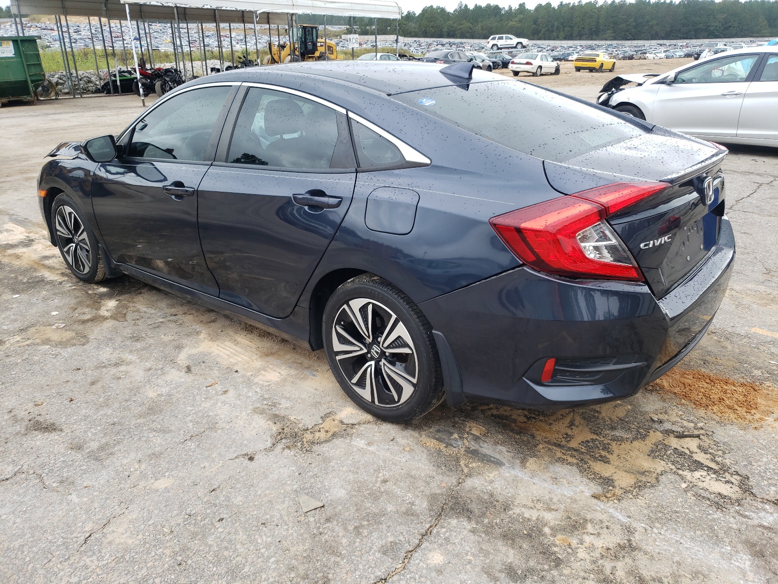 Photo 3 from auction – 2017 HONDA CIVIC EX with VIN 2HGFC1F31HH631292