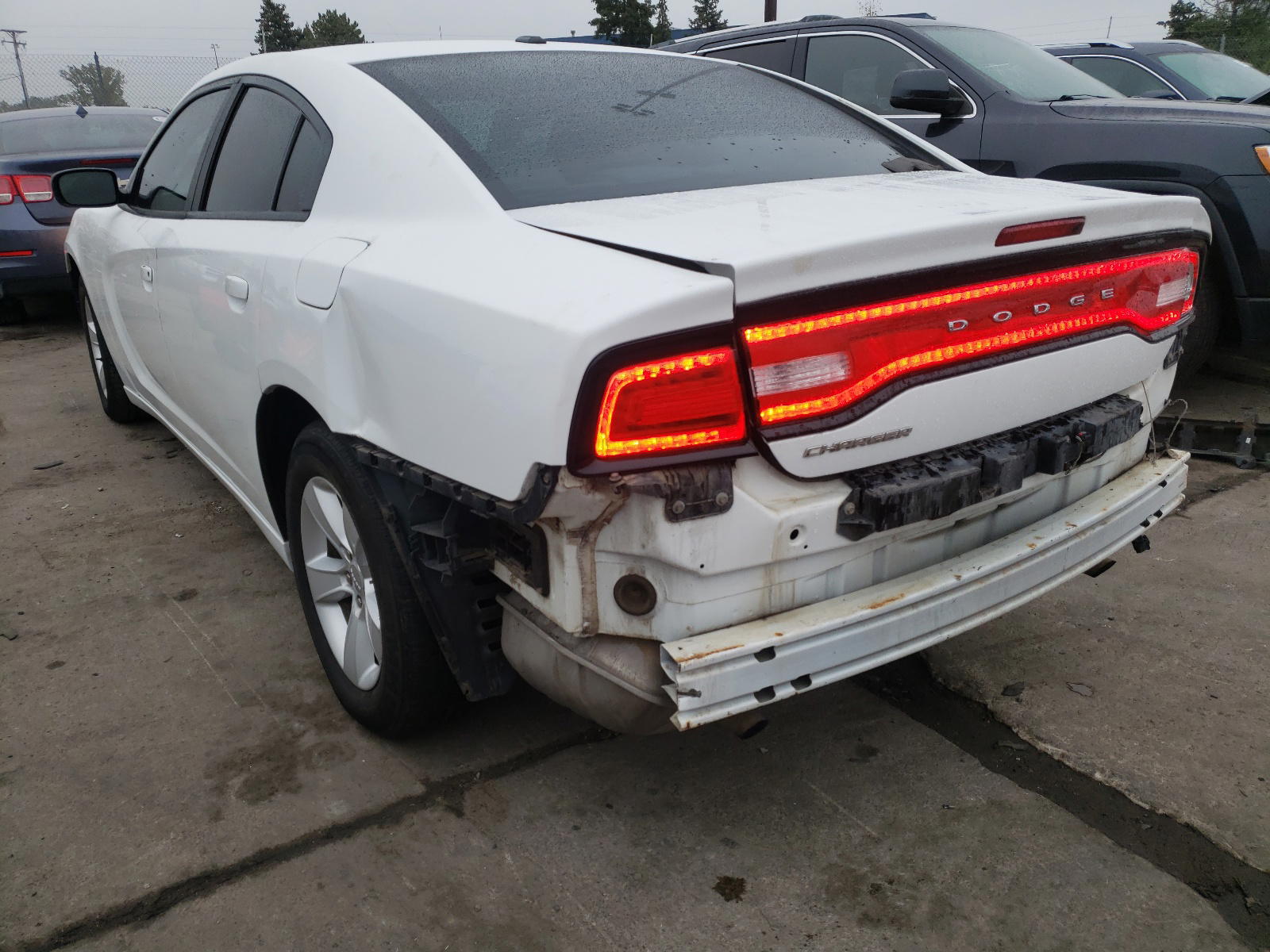 Photo 3 from auction – 2011 DODGE CHARGER with VIN 2B3CL3CG8BH553154