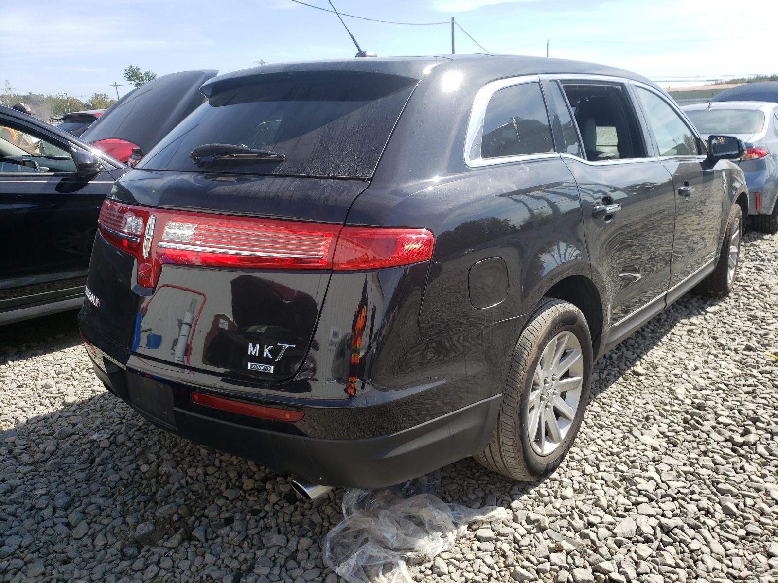 Foto 4 de la subasta – 2019 LINCOLN MKT con VIN 2LMHJ5NK3KBL03475