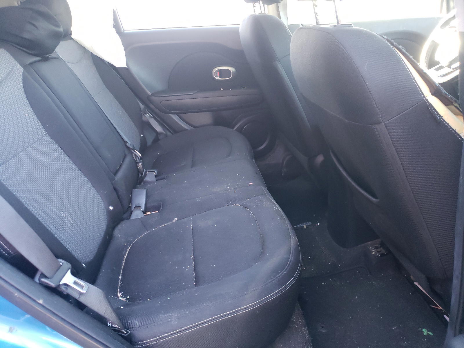 Photo 6 from auction – 2017 KIA SOUL + with VIN KNDJP3A53H7463457