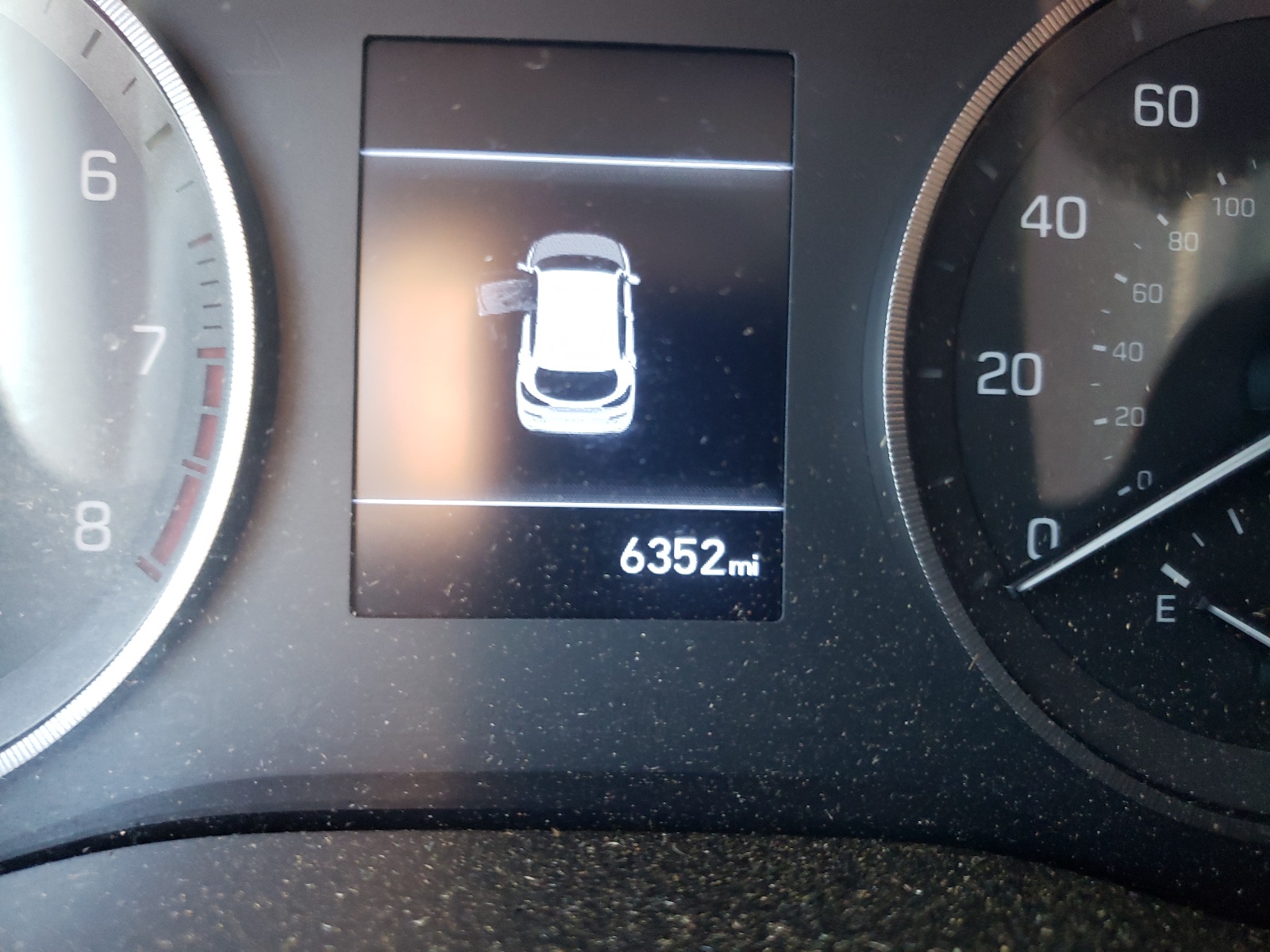 Photo 8 from auction – 2020 HYUNDAI TUCSON with VIN KM8J3CAL5LU260845