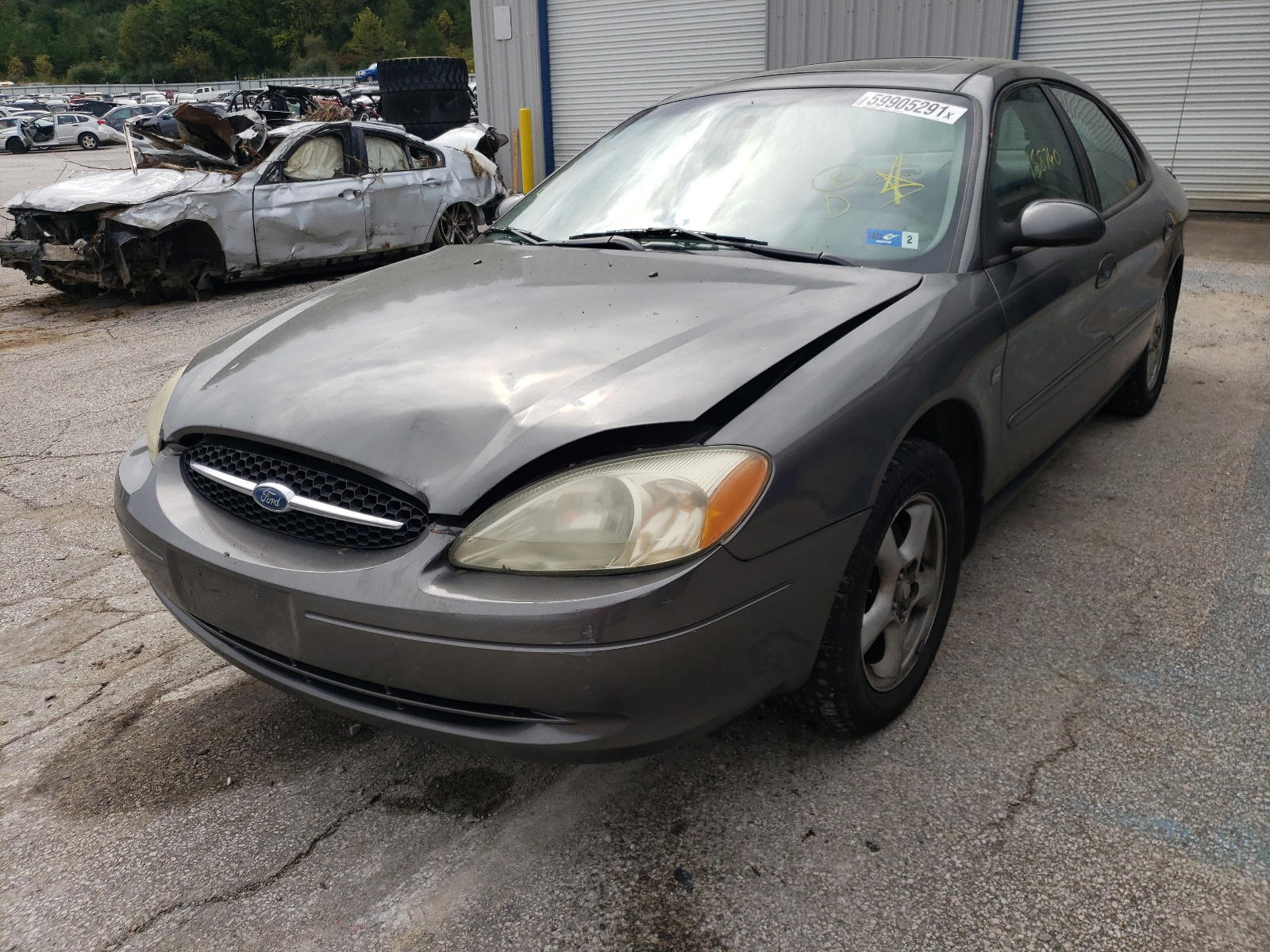 Photo 2 from auction – 2003 FORD TAURUS with VIN 1FAFP55SX3A125430