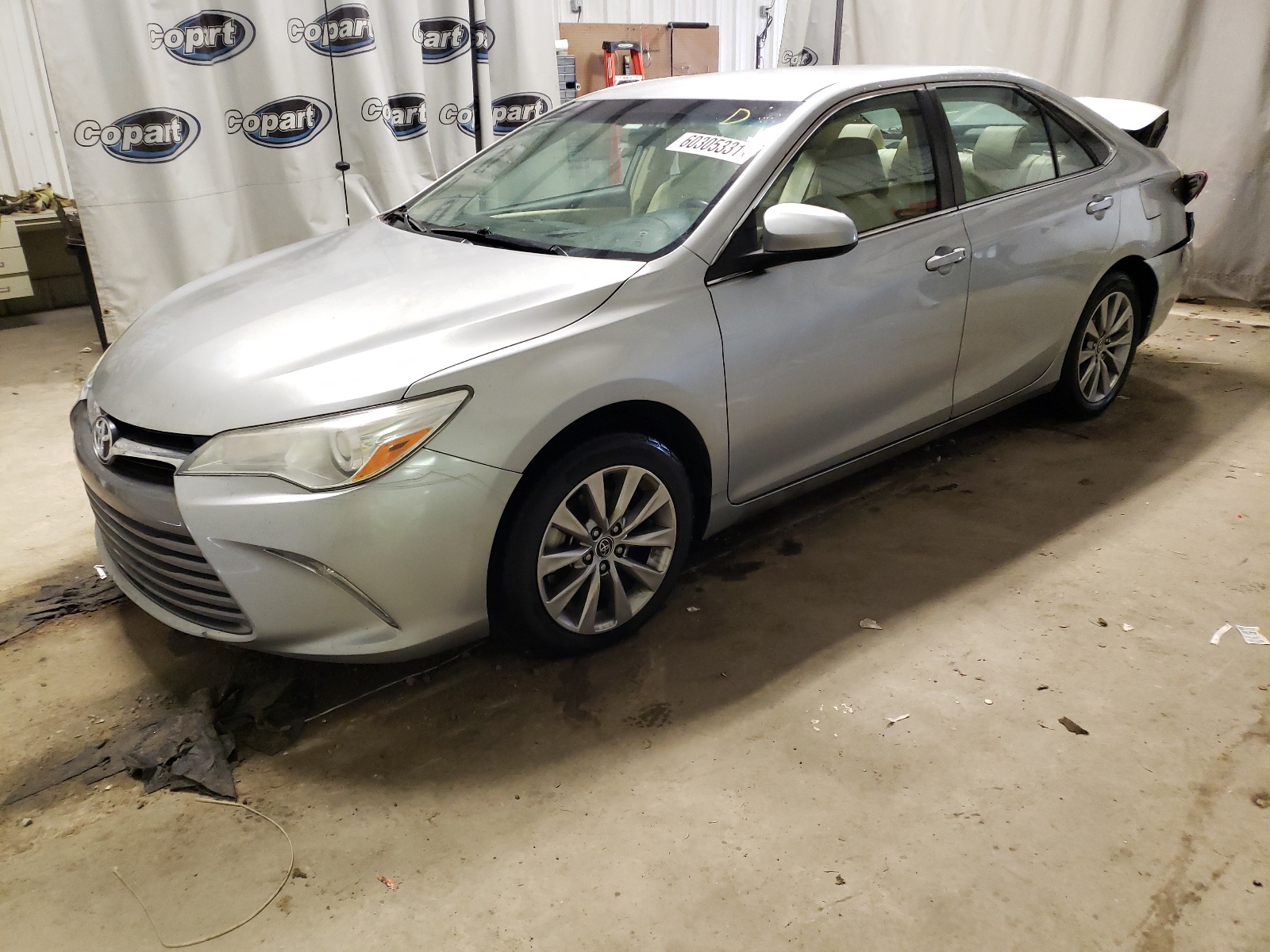 Photo 2 from auction – 2016 TOYOTA CAMRY LE with VIN 4T1BF1FK6GU554910