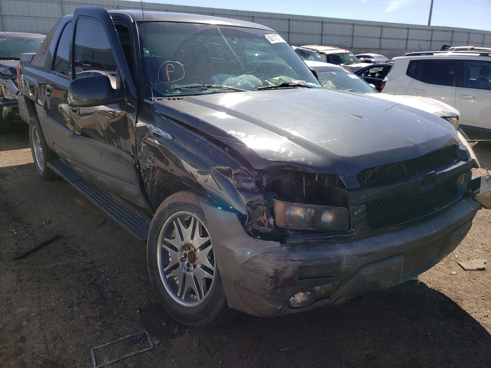 CHEVROLET AVALANCHE 2004 with VIN 3GNEC12T24G265733 - Photo from auction