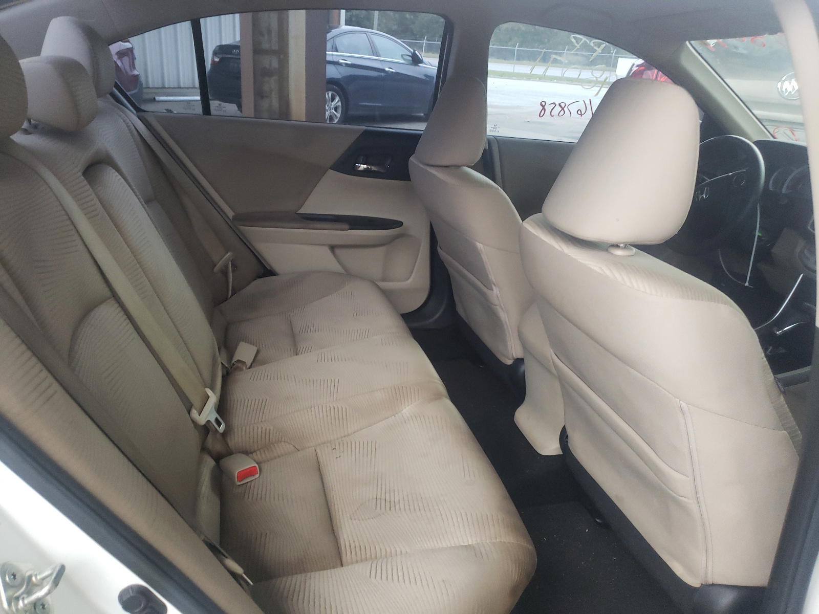 Photo 6 from auction – 2014 HONDA ACCORD with VIN 1HGCR2F35EA022983