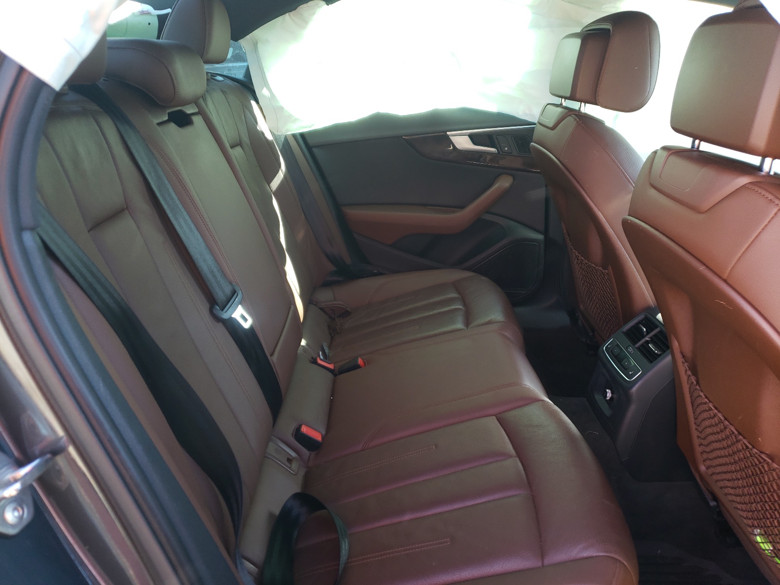 Photo 6 from auction – 2017 AUDI A4 PREMIUM with VIN WAUENAF43HN031276