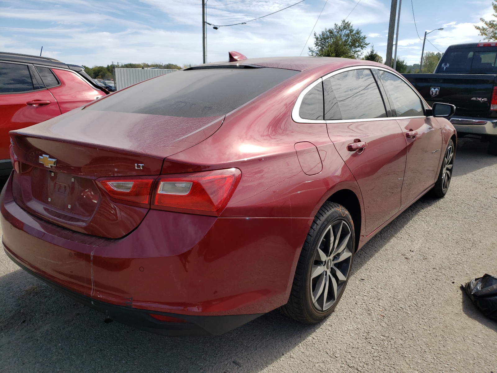 Photo 4 from auction – 2017 CHEVROLET MALIBU LT with VIN 1G1ZE5ST5HF194765