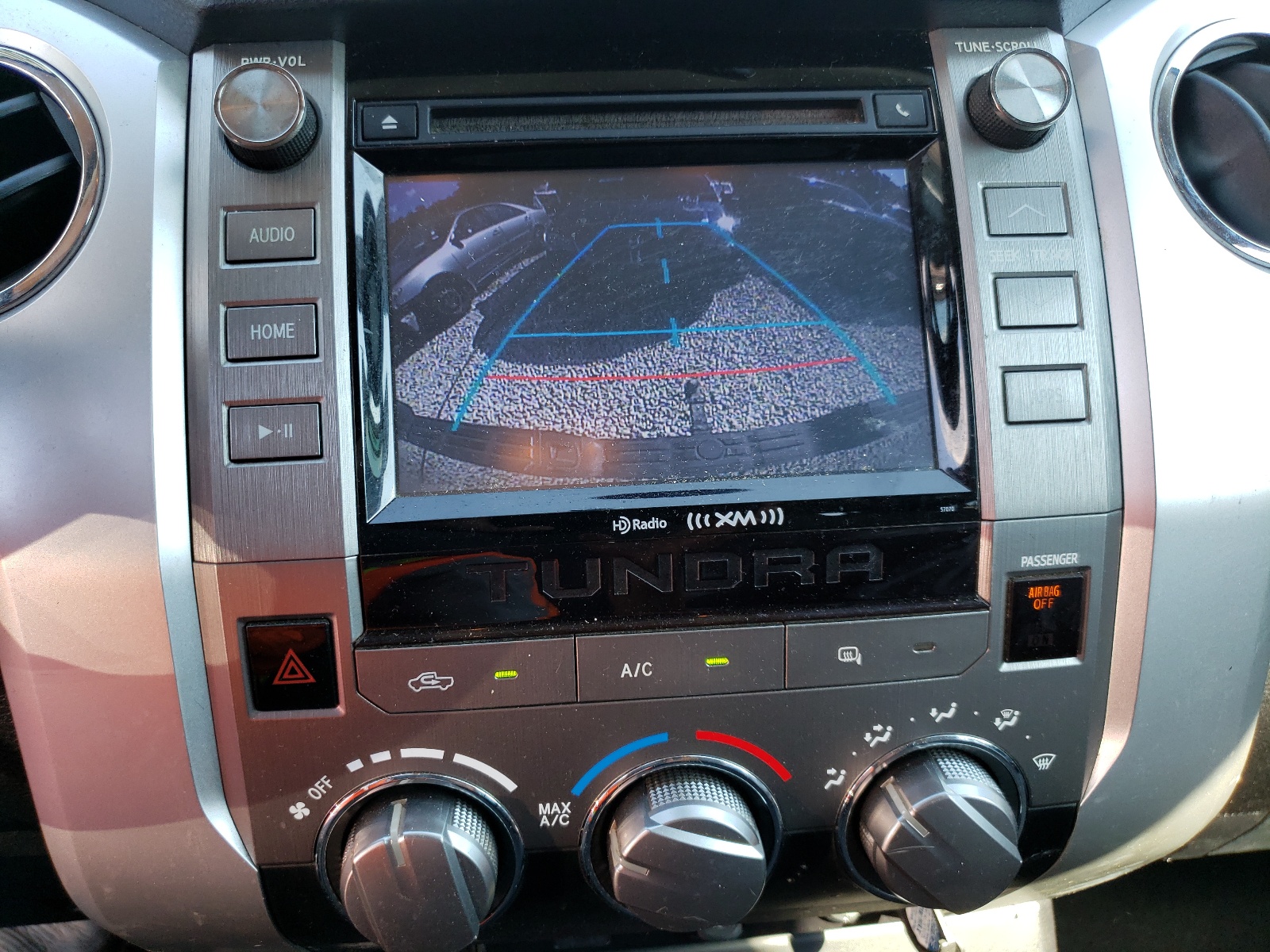 Photo 9 from auction – 2014 TOYOTA TUNDRA DOU with VIN 5TFRM5F18EX080333