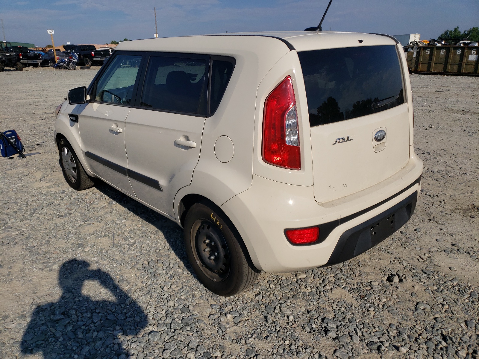 Photo 3 from auction – 2013 KIA SOUL with VIN KNDJT2A54D7756106