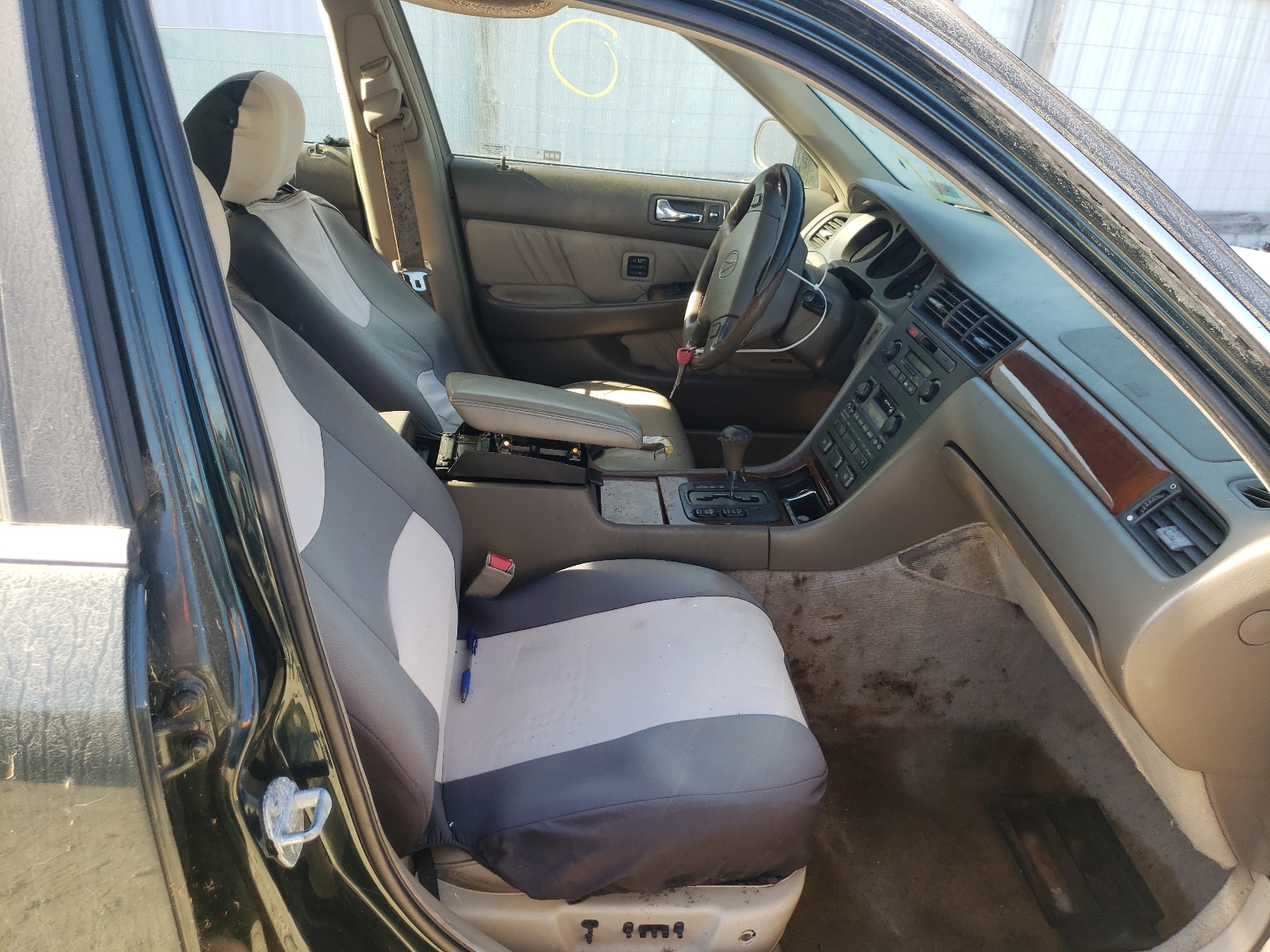 Photo 5 from auction – 1996 ACURA RL with VIN JH4KA9651TC008042