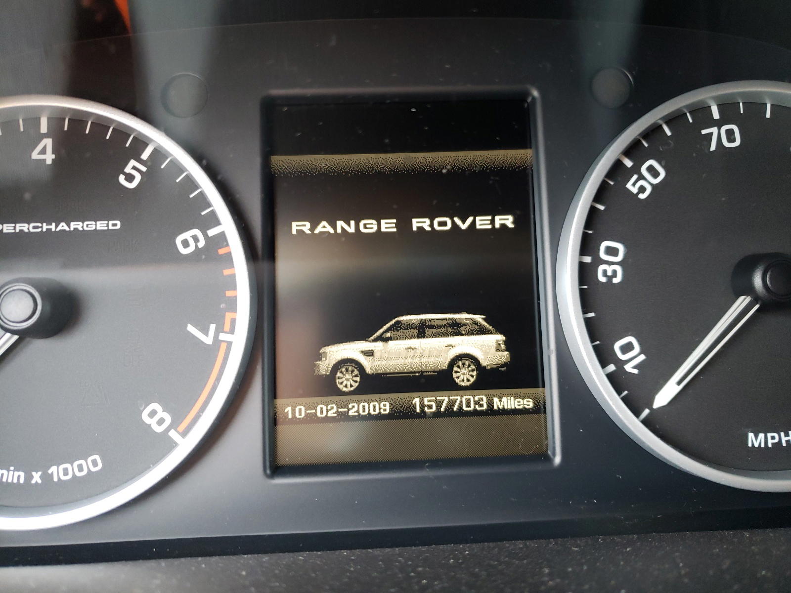 Photo 8 from auction – 2010 LAND ROVER RANGE ROVE with VIN SALSH2E47AA252941