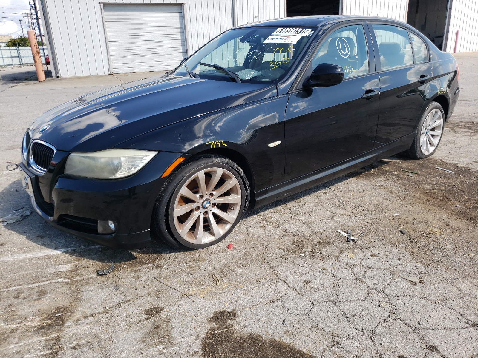 Photo 2 from auction – 2011 BMW 328 I with VIN WBAPH7G57BNM57473