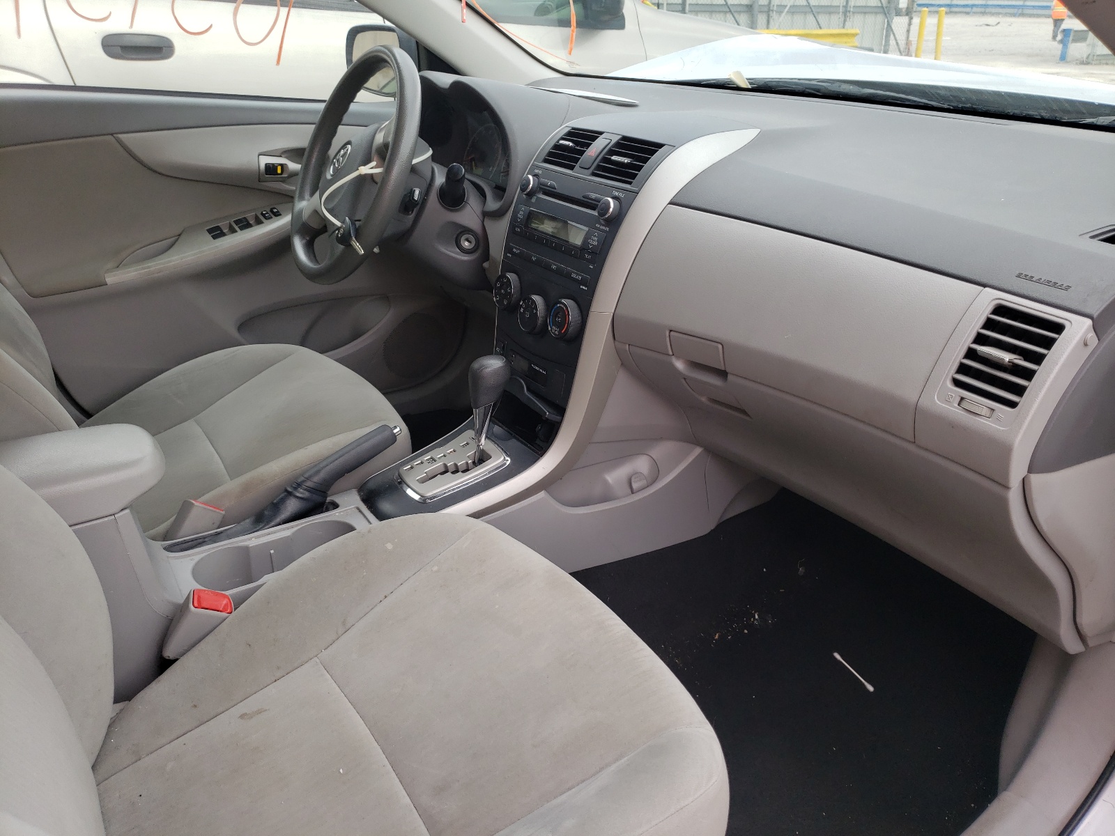 Photo 5 from auction – 2010 TOYOTA COROLLA BA with VIN 1NXBU4EE3AZ350608