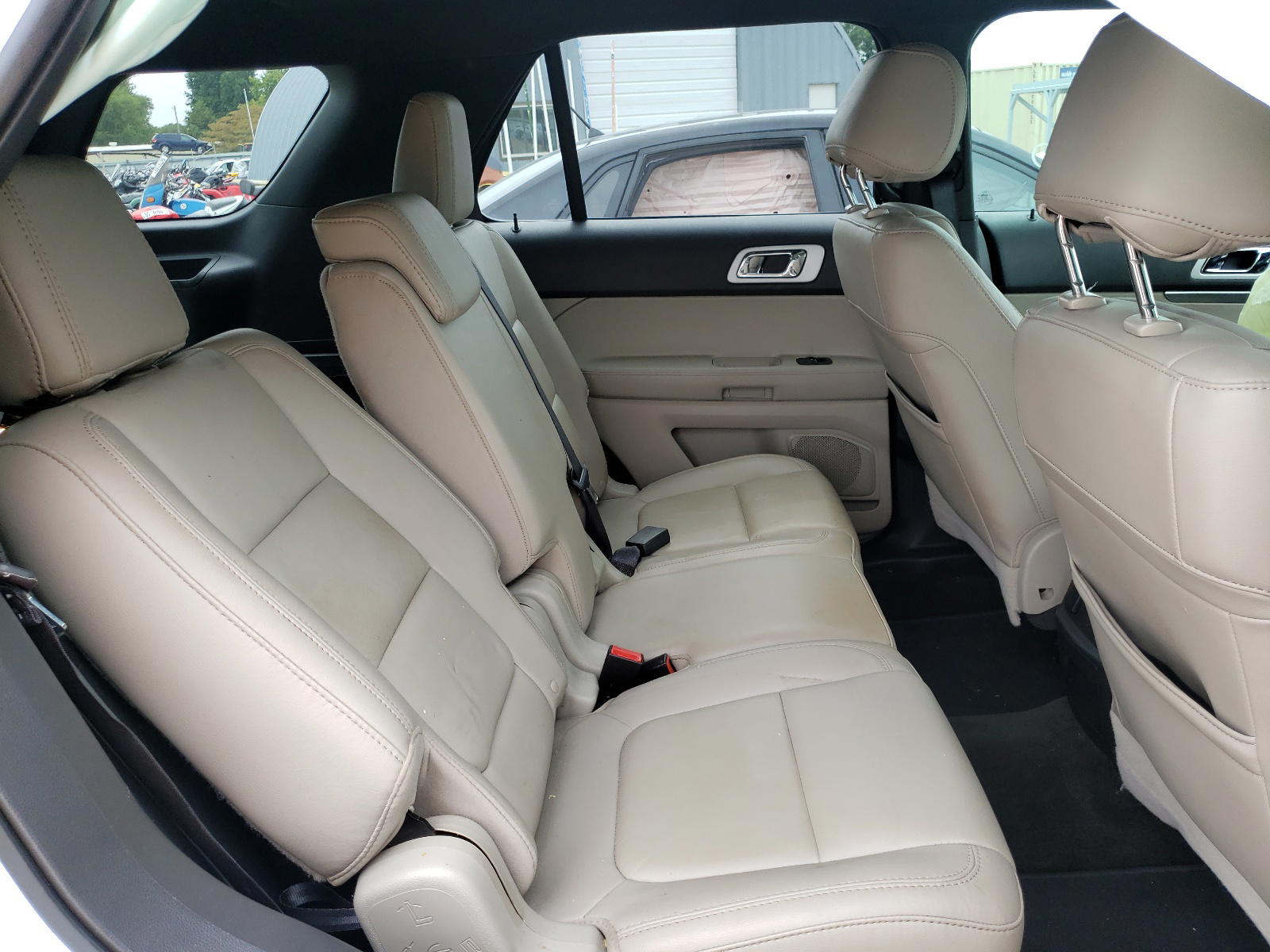 Photo 6 from auction – 2015 FORD EXPLORER X with VIN 1FM5K7D82FGB72843