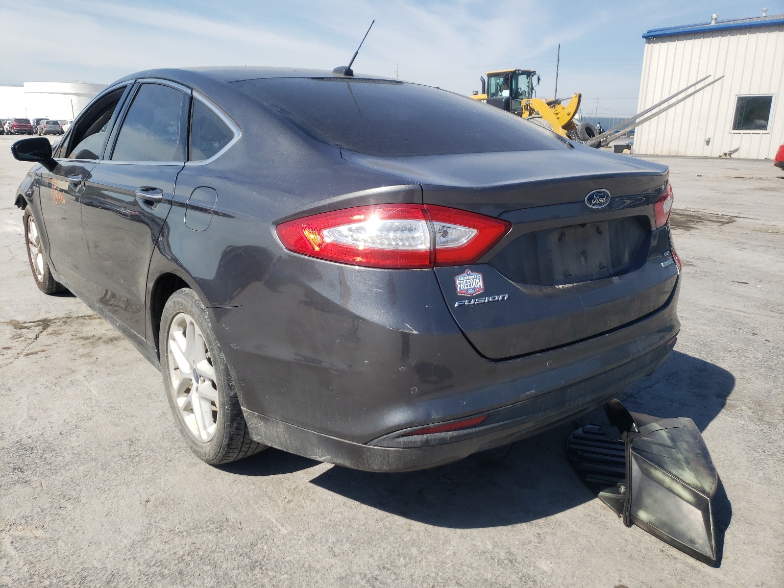 Zdjęcie 3 z aukcji – 2015 FORD FUSION SE z VIN 3FA6P0HD3FR308548