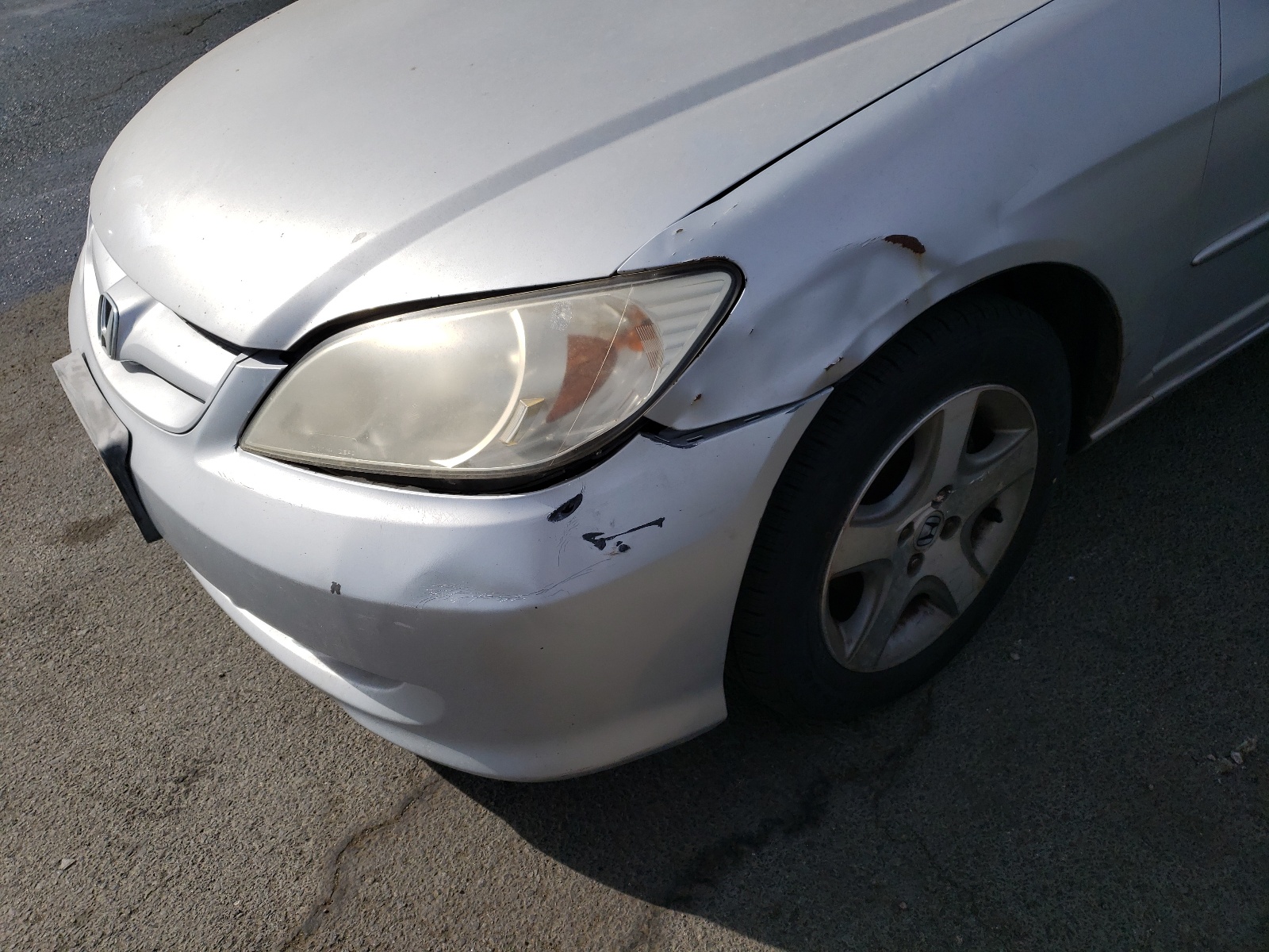 Photo 9 from auction – 2005 HONDA CIVIC EX with VIN 2HGES26775H528719