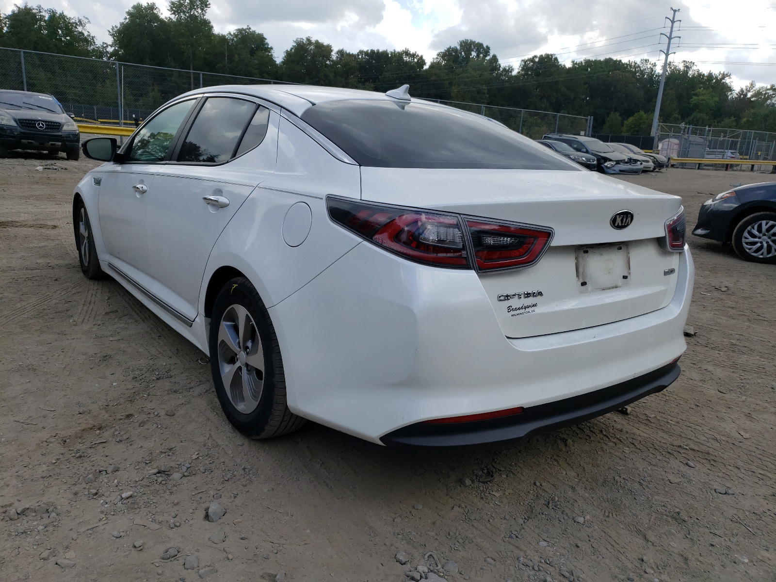 Photo 3 from auction – 2015 KIA OPTIMA HYB with VIN KNAGM4AD4F5077457