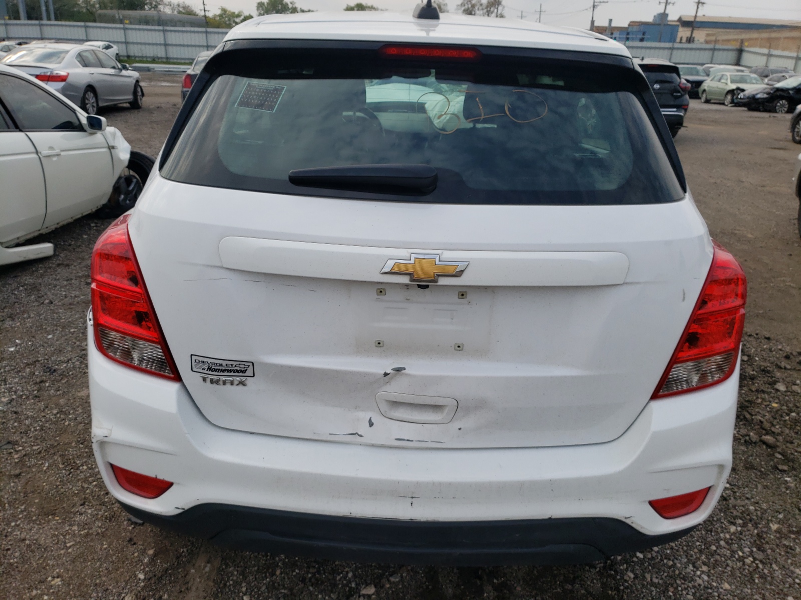 Photo 9 from auction – 2018 CHEVROLET TRAX LS with VIN 3GNCJKSB6JL387699