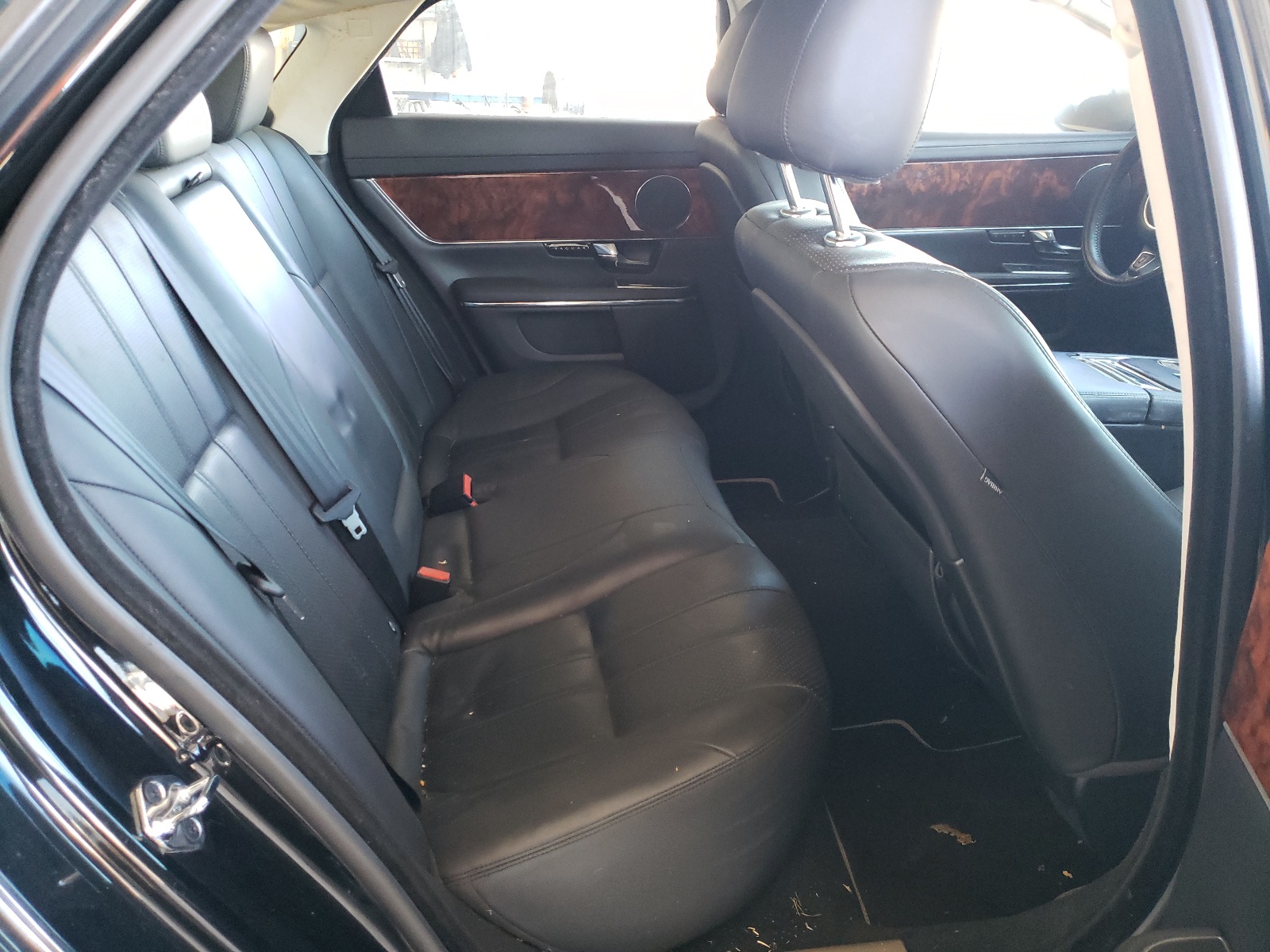 Foto 18 de la subasta – 2011 JAGUAR XJ con VIN SAJWA1CBXBLV07565
