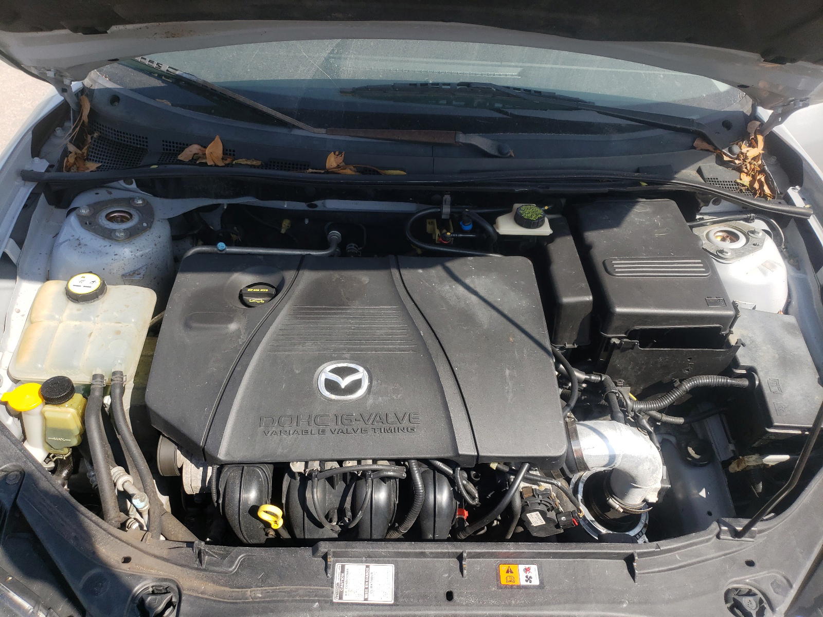 Photo 7 from auction – 2004 MAZDA 3 S with VIN JM1BK323341108785