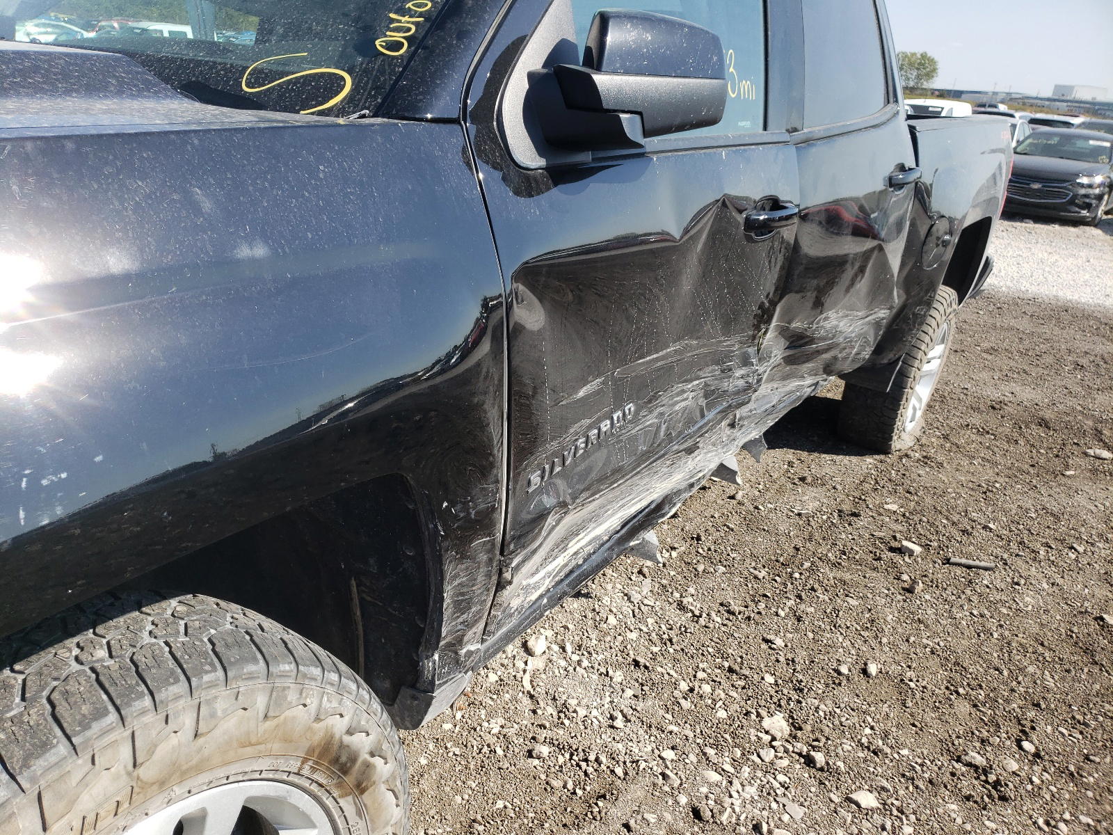 Photo 9 from auction – 2018 CHEVROLET SILVERADO with VIN 3GCUKREC1JG594629