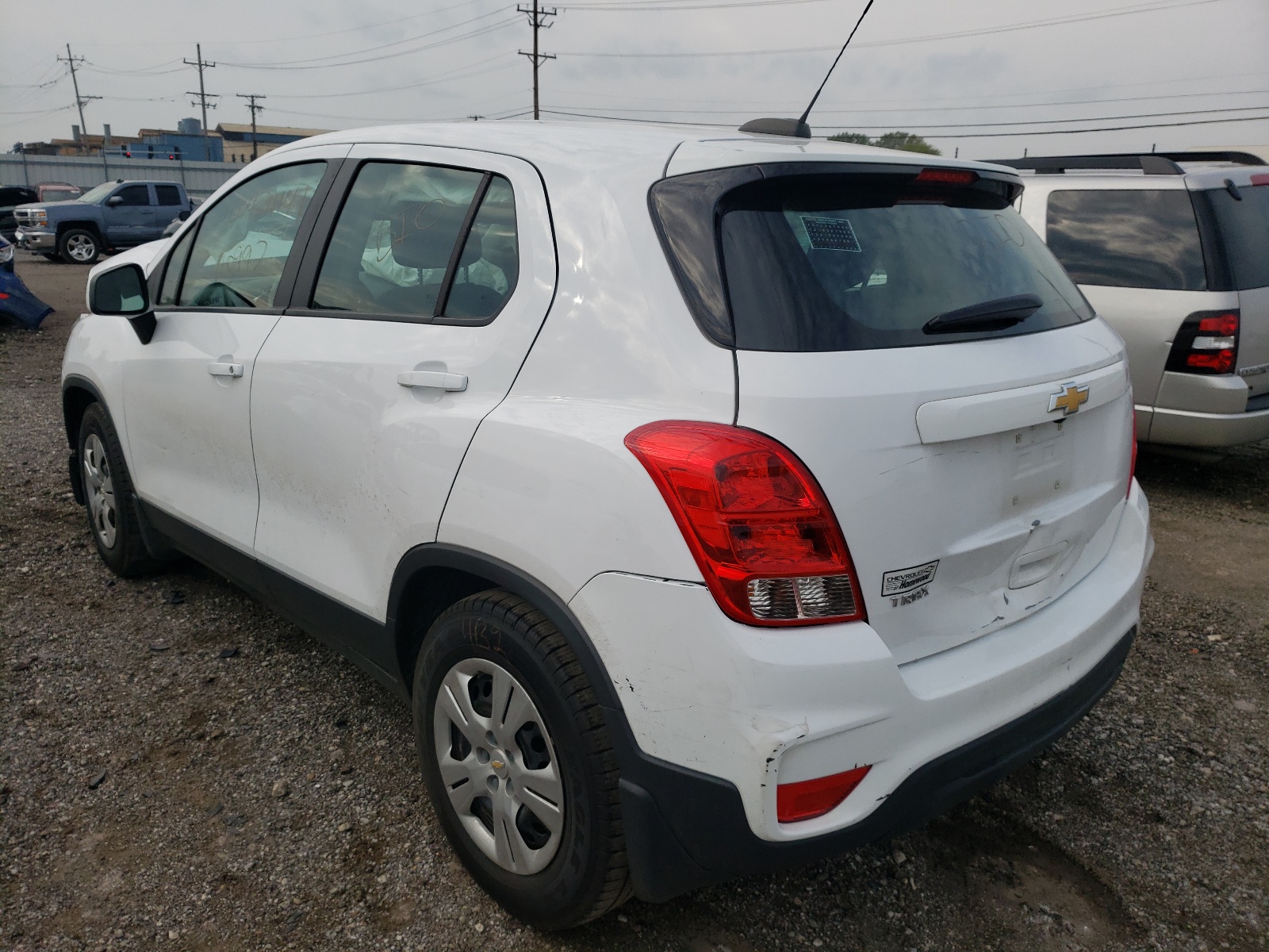Photo 3 from auction – 2018 CHEVROLET TRAX LS with VIN 3GNCJKSB6JL387699
