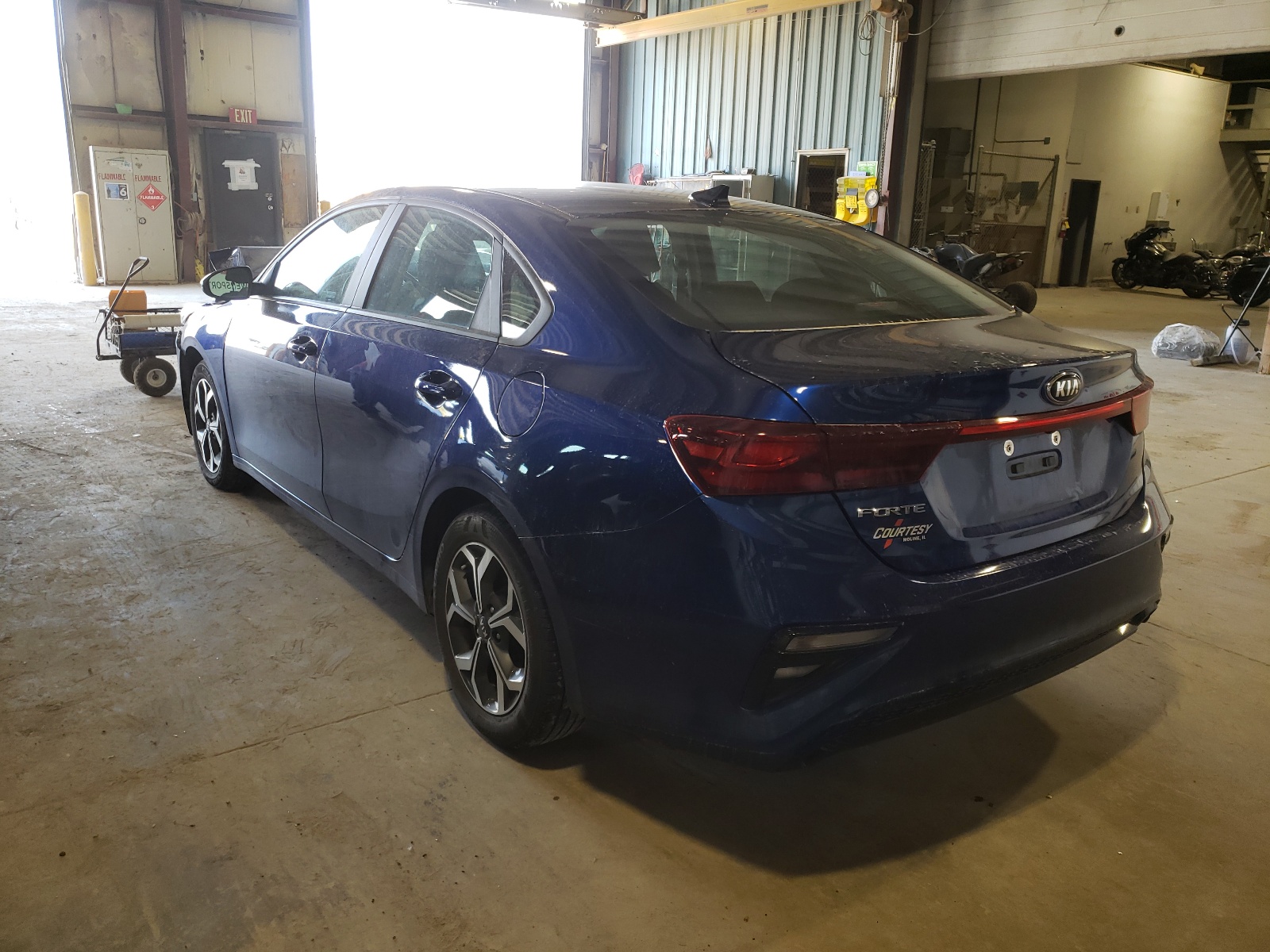 Photo 3 from auction – 2020 KIA FORTE FE with VIN 3KPF24AD6LE213415