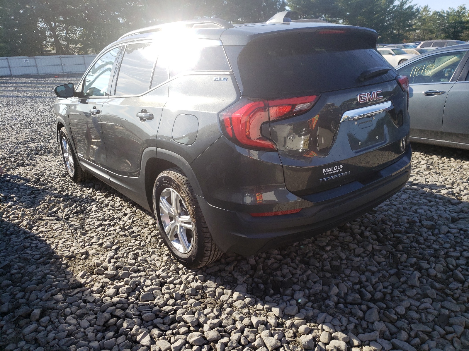 Photo 3 from auction – 2019 GMC TERRAIN SL with VIN 3GKALMEV6KL159512