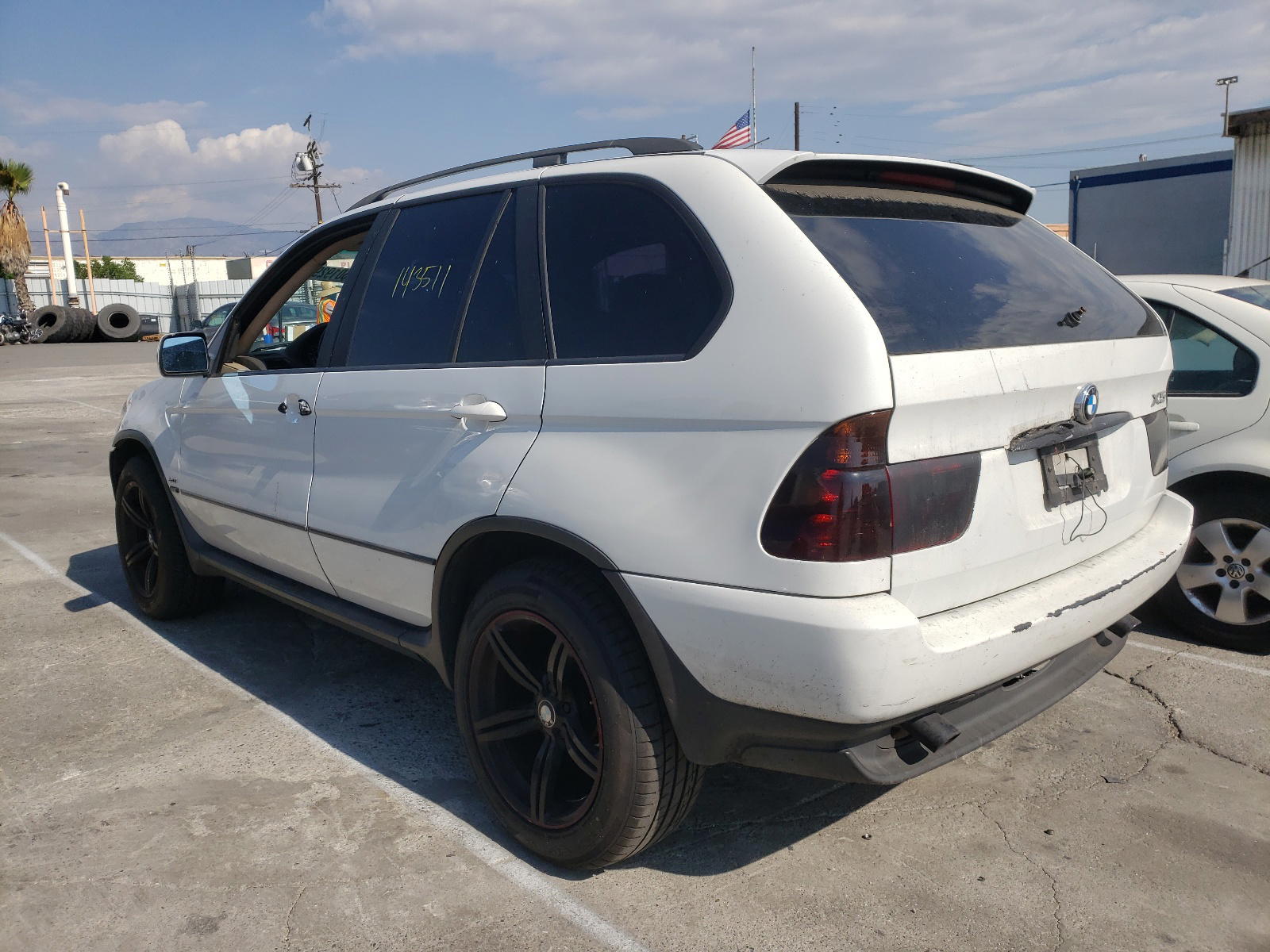 Photo 3 from auction – 2002 BMW X5 3.0I with VIN 5UXFA53592LP52033