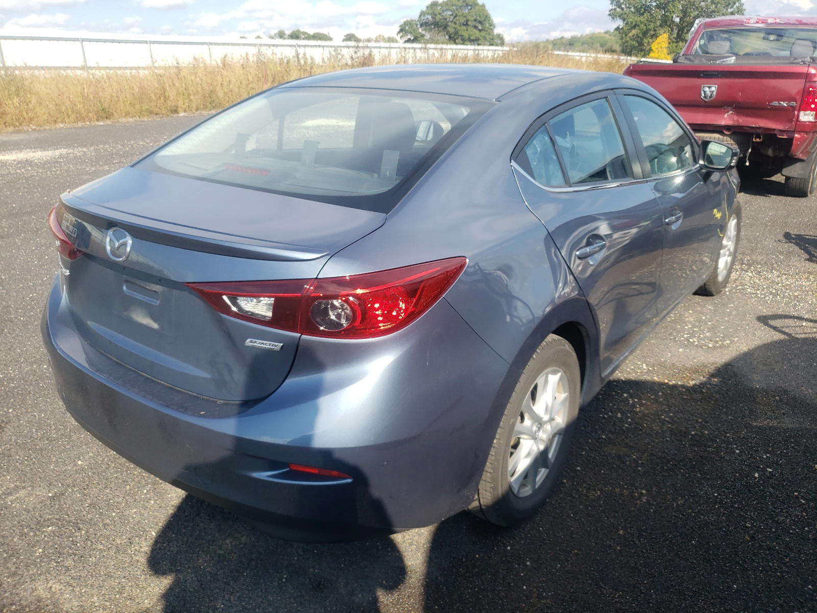 Photo 4 from auction – 2014 MAZDA 3 TOURING with VIN JM1BM1V77E1173170