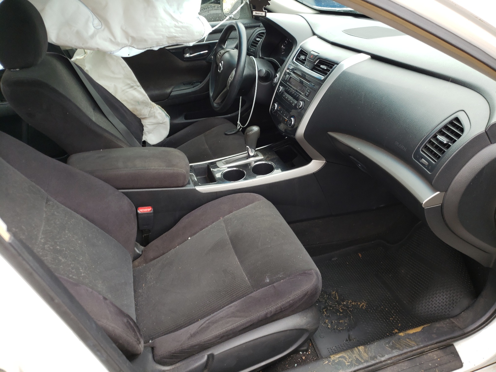 Photo 5 from auction – 2013 NISSAN ALTIMA 2.5 with VIN 1N4AL3AP7DN446377