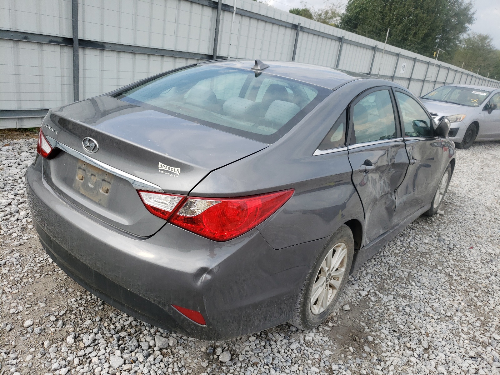 Photo 4 from auction – 2014 HYUNDAI SONATA GLS with VIN 5NPEB4AC5EH826661