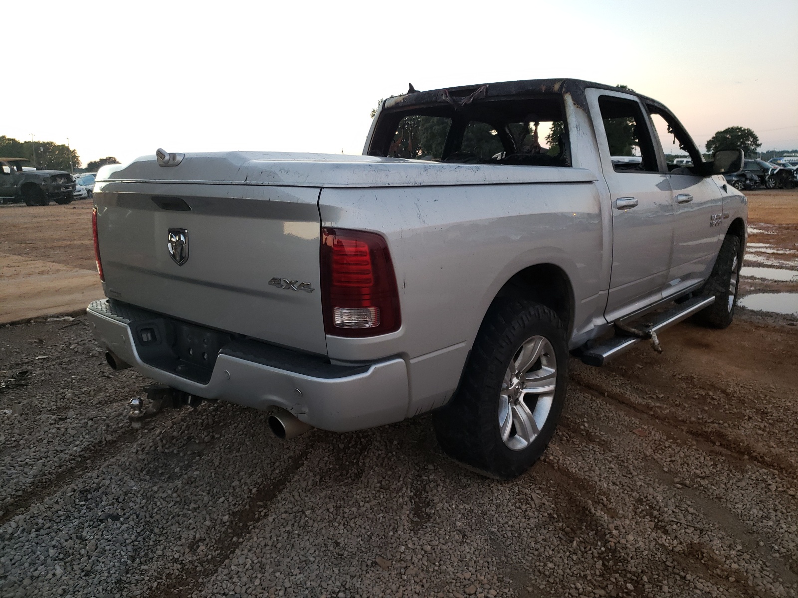 Photo 4 from auction – 2015 RAM 1500 SPORT with VIN 1C6RR7MT4FS568685