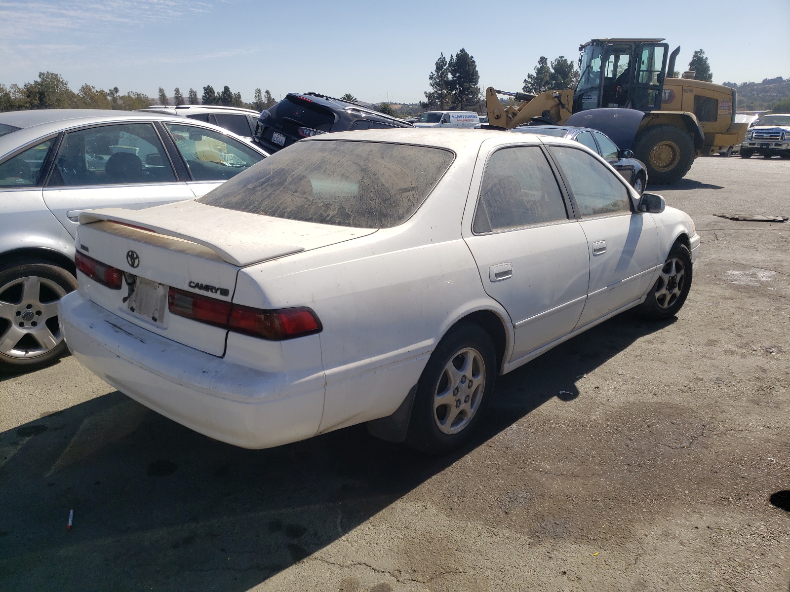 Photo 4 from auction – 1998 TOYOTA CAMRY with VIN JT2BG28K8W0198298