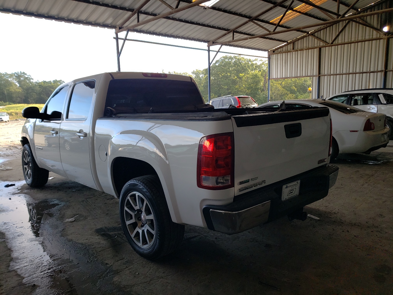 Photo 3 from auction – 2011 GMC SIERRA C15 with VIN 3GTP1TE01BG216220