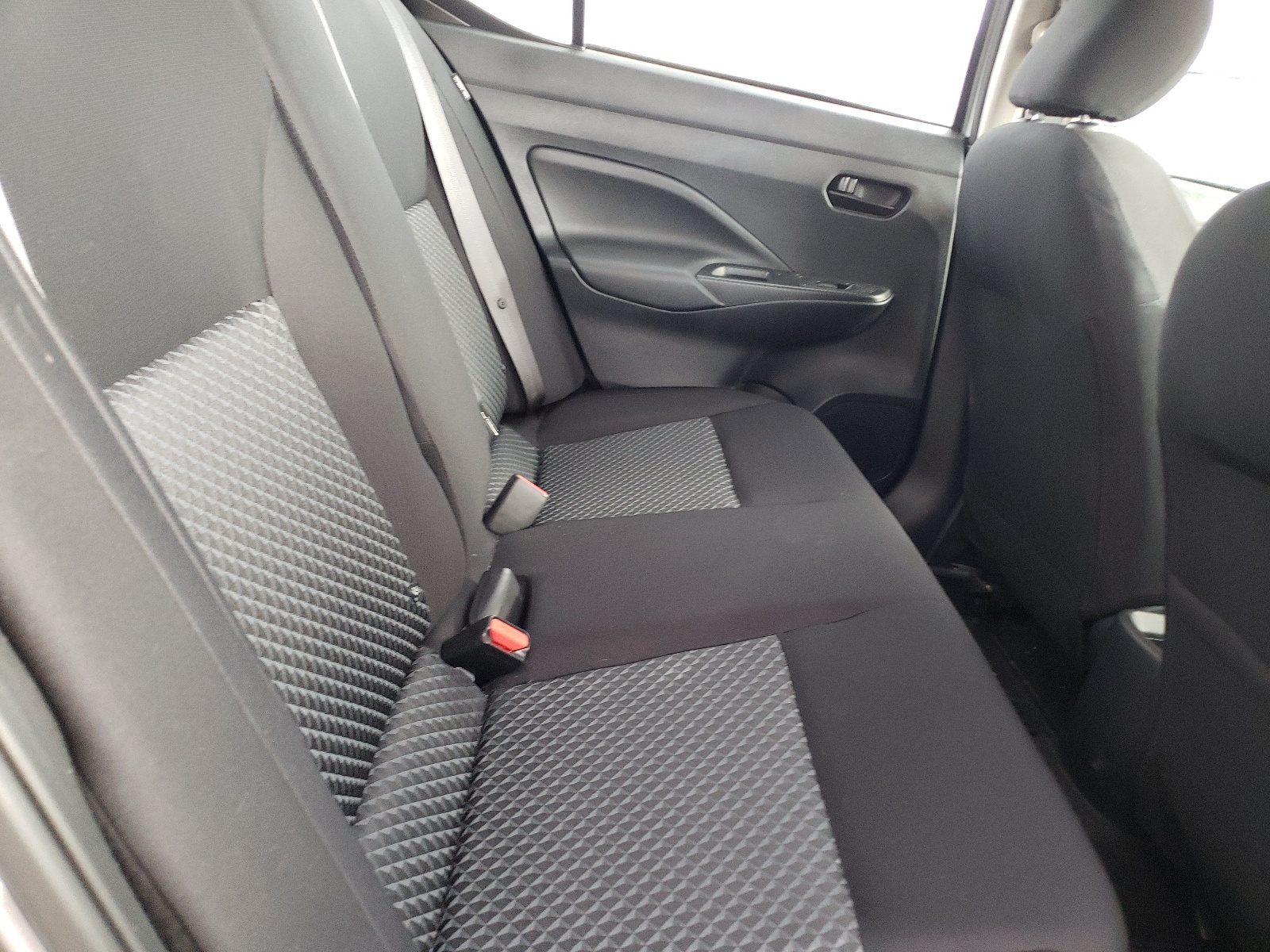Photo 6 from auction – 2021 NISSAN VERSA S with VIN 3N1CN8DV6ML812644