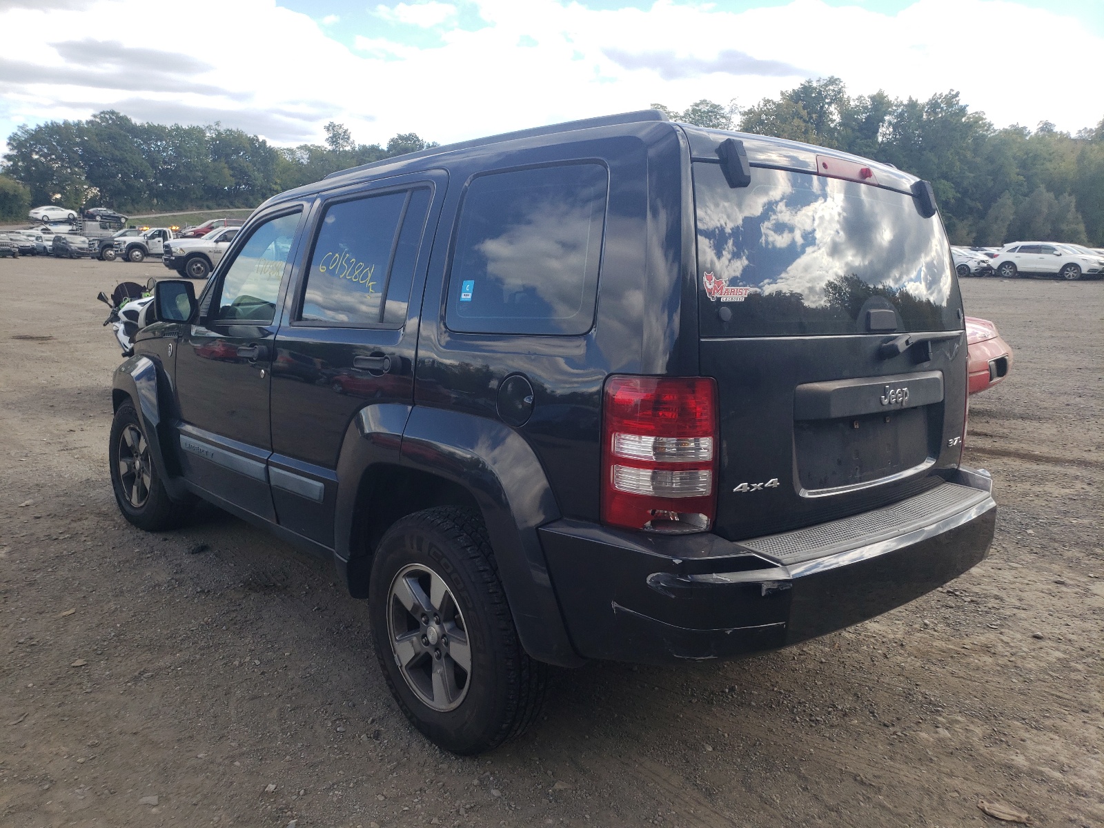 Photo 3 from auction – 2008 JEEP LIBERTY with VIN 1J8GN28K88W194361